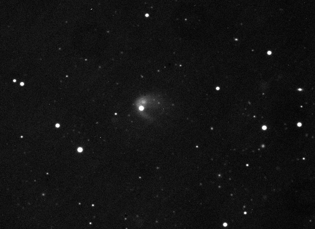 Comet or Asteroid? Big Space Rock Has Identity Crisis